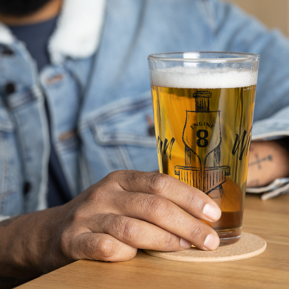 ENGINE 8 SHAKER PINT GLASS